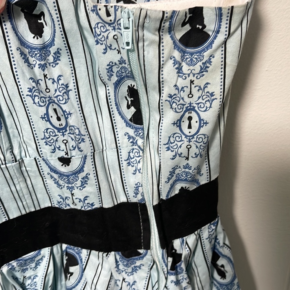 Disney Alice in Wonderland Cosplay Mini Dress Size Small - Picture 6 of 12